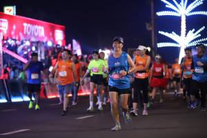 BIB: 455, 3453, 140804
                            <button type="button" onclick="openModal(20722086)" class="btn btn-primary btn-sm float-right btn-popup" data-toggle="modal" data-target=".modal-high-quality">
                        <i class="fas fa-shopping-cart"></i> Add to Cart
                    </button>
                                            <button type="button" onclick="isThisMe(20722086, true)" class="btn btn-success btn-sm float-right btn-popup btn-isme hidden" data-toggle="tooltip" data-placement="bottom" title="นี่คือรูปของคุณใช่ไหม คลิกที่นี่เพื่อเอาเข้าอัลบั้ม">
                        <i class="fas fa-plus"></i> Add to album
                    </button>
                    <button type="button" onclick="isThisMe(20722086, false)" class="btn btn-warning btn-sm float-right btn-popup btn-isnotme hidden">
                        <i class="fas fa-ban"></i> Remove from album
                    </button>